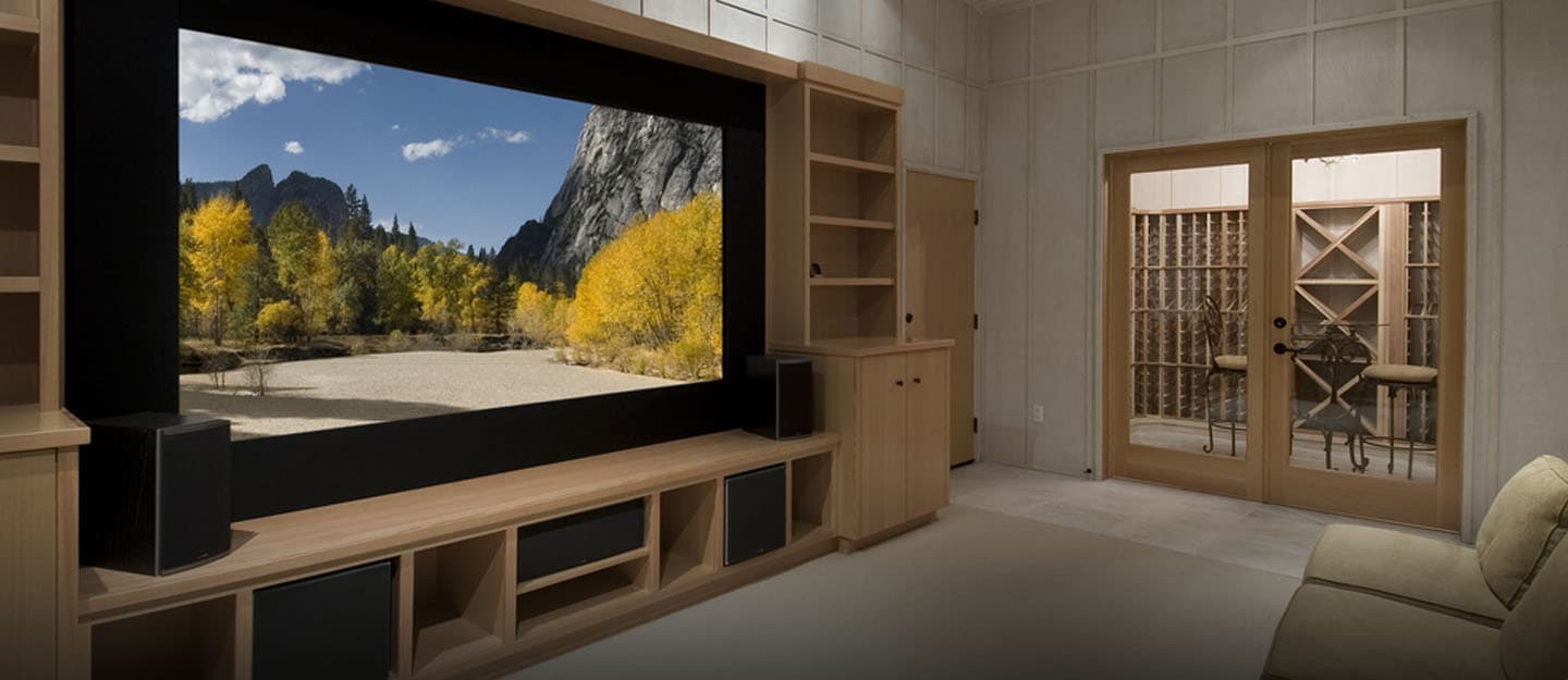 Customizing Home Theaters for Apartments vs Villas in Pakistan