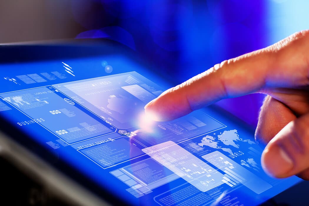 Touchscreen Panels Vs. Mobile Apps: Which Is Best?